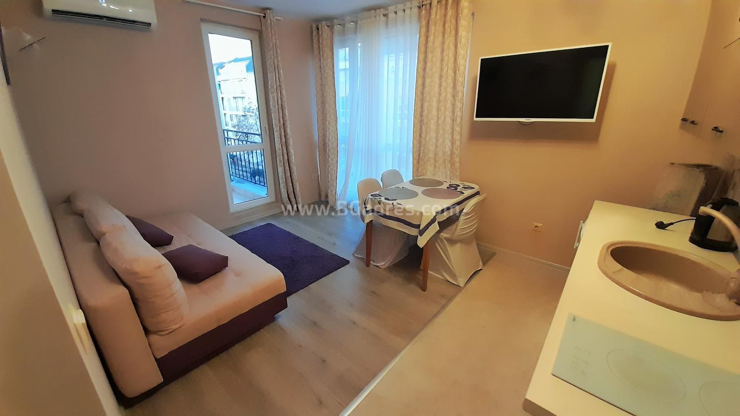 Квартира с новой мебелью у моря І №4008