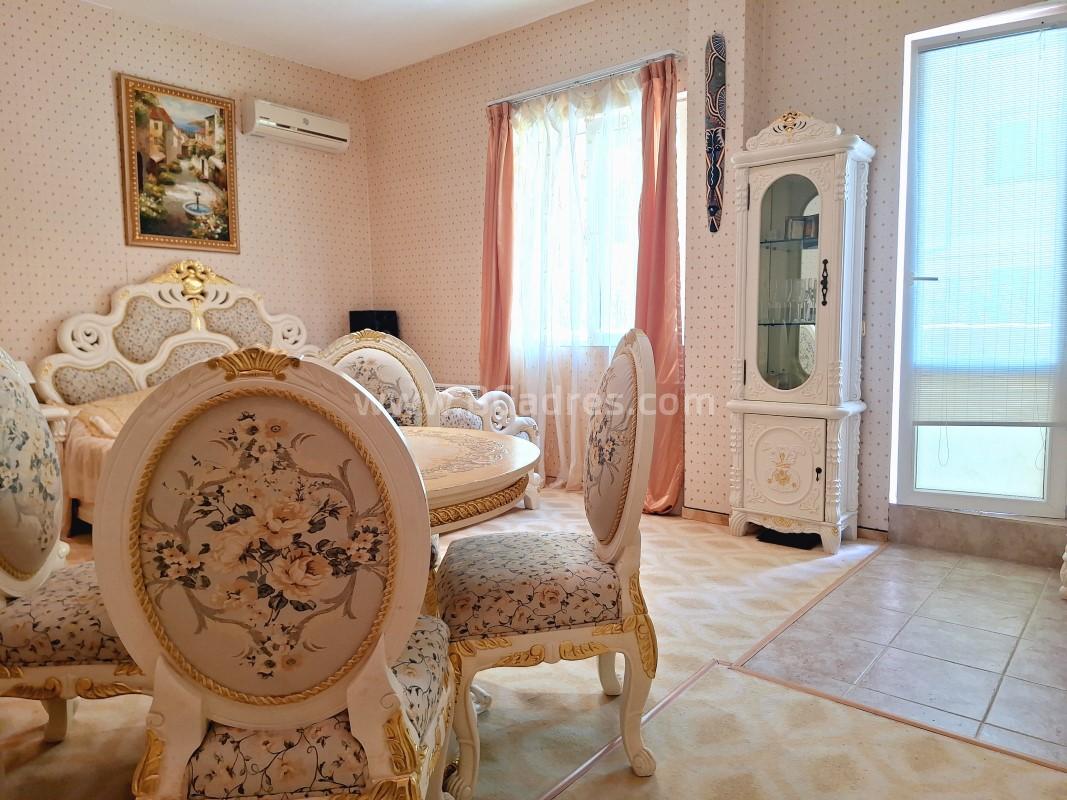 Large studio in Elenite І №3765