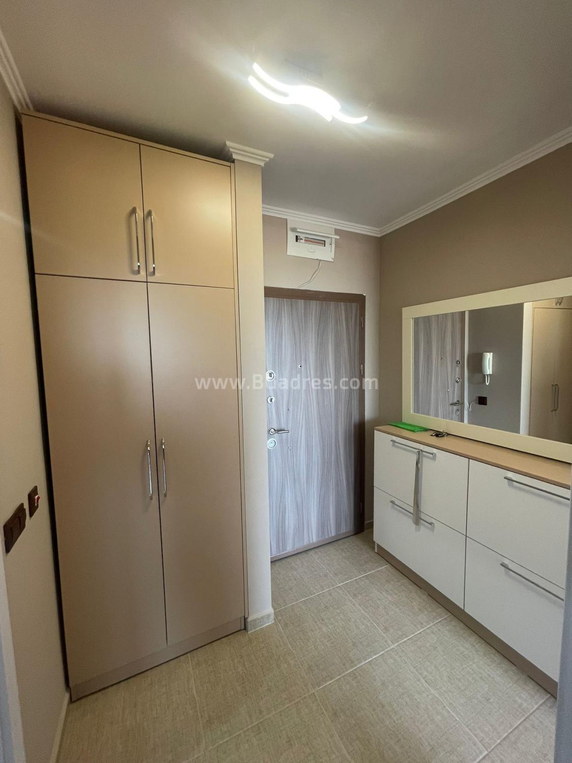 Apartment with direct sea view І №3682