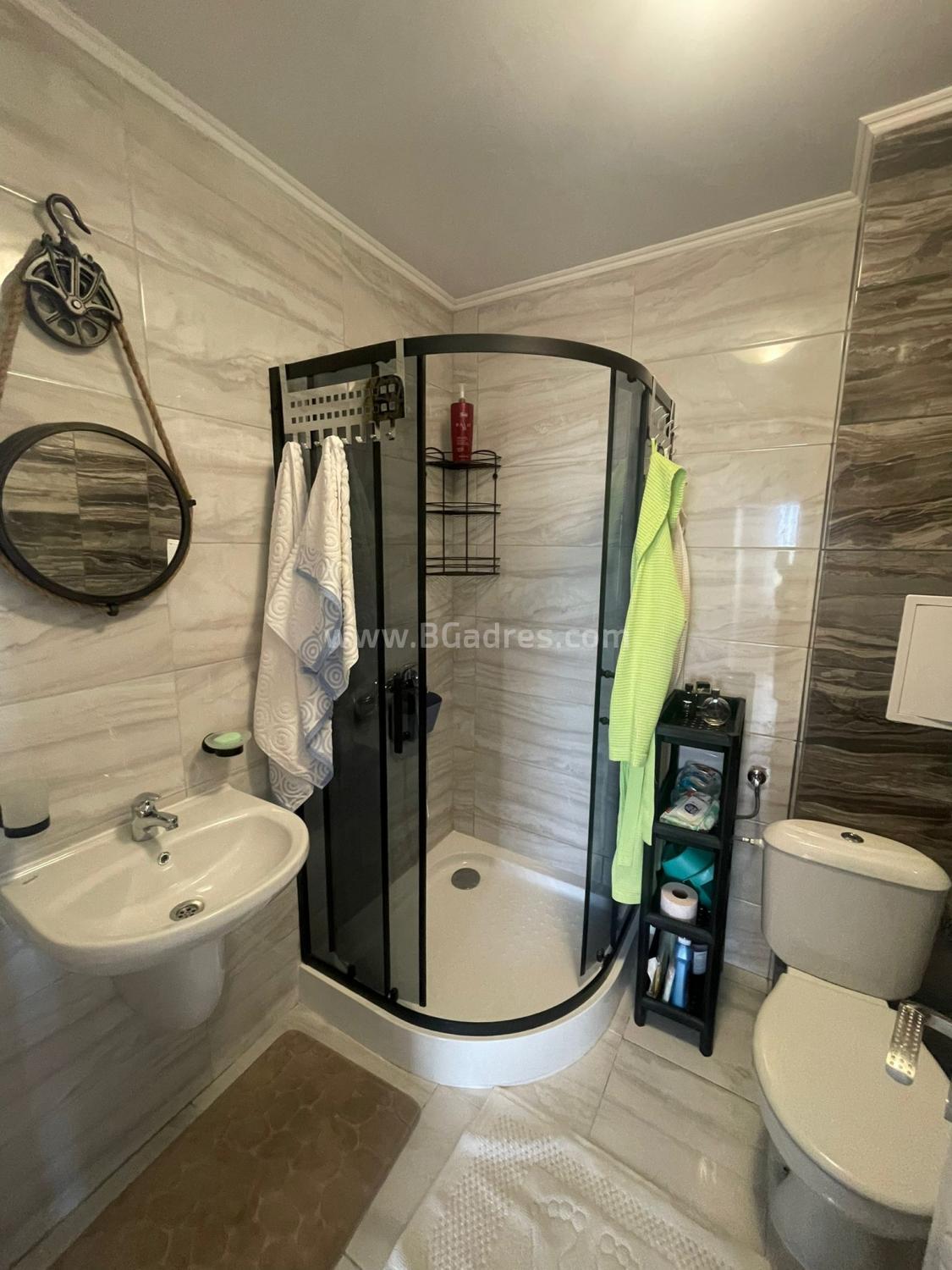 Apartment with low maintenance fee in St. Vlas І №3039