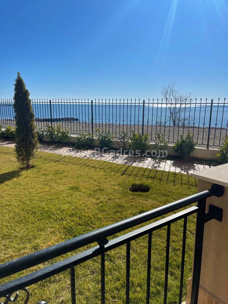 Apartment with low maintenance fee in St. Vlas І №3039