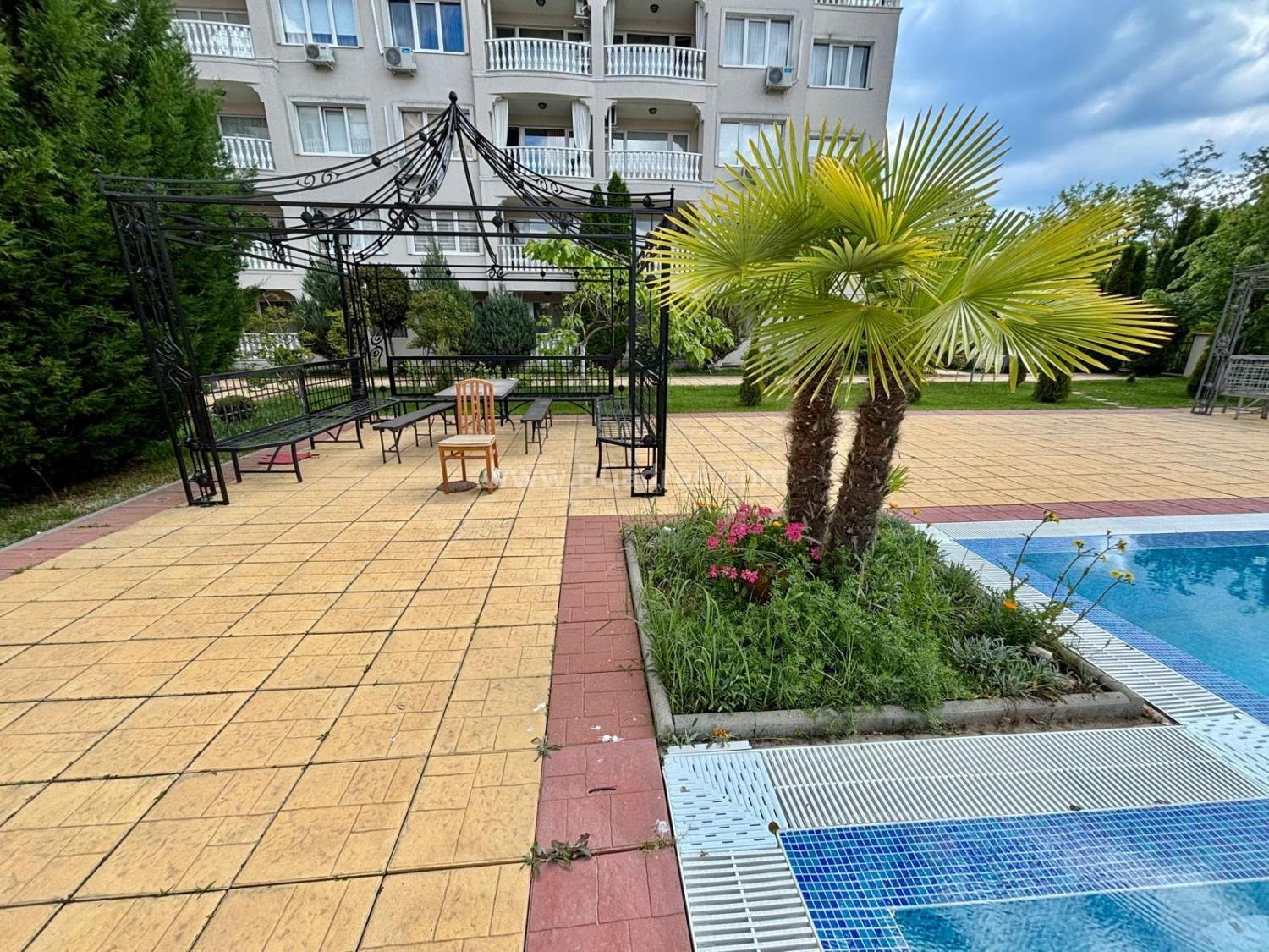 Апартамент в комплекс Лайфстайл Делукс І №4233