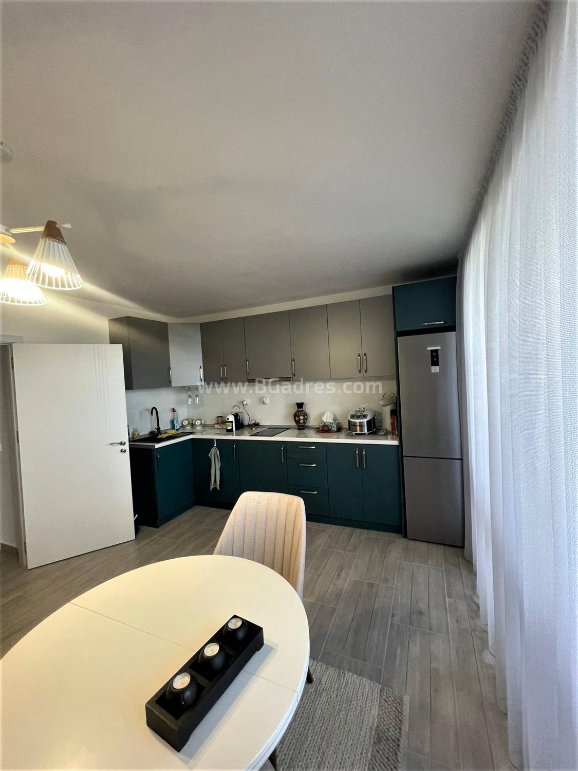 Apartment with low maintenance fee in St. Vlas І №3039