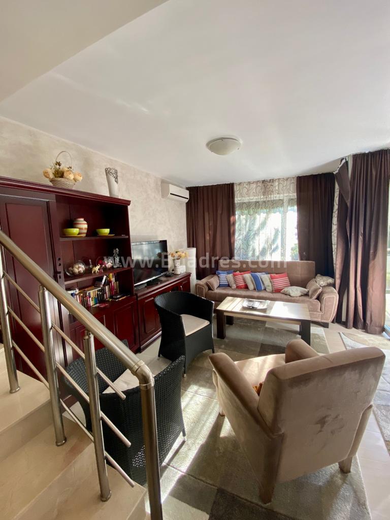 Таунхаус близо до плажа на изгодна цена І №3101