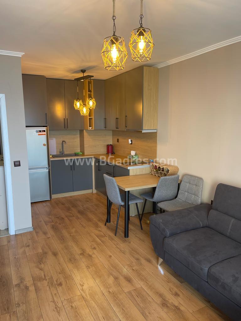 Apartment with direct sea view І №3682