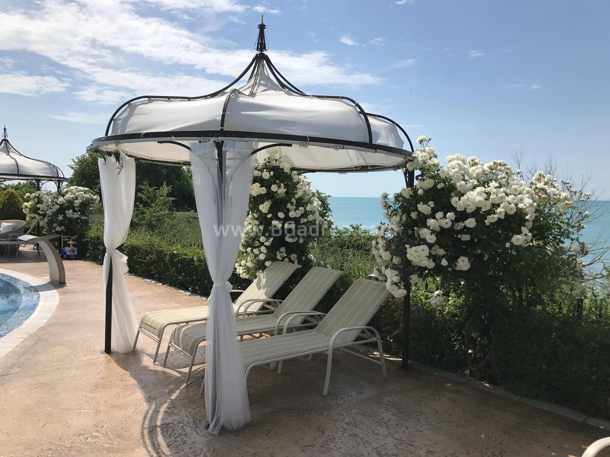 Изгодна цена за апартамент на първа линия | № 2010