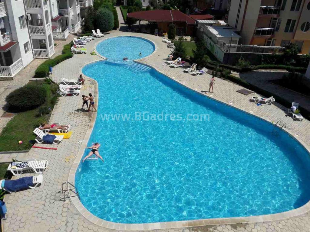Newly furnished apartment on the seaside І №4068