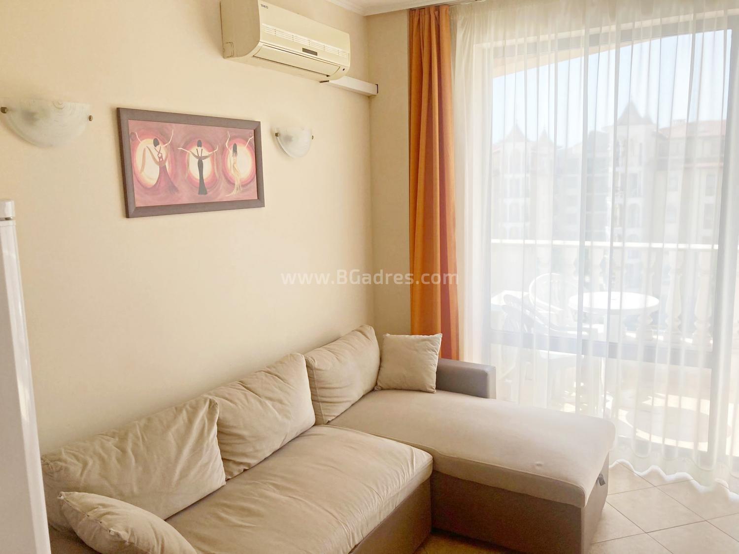 Двухкомнатная квартира в Роял Сан І №3078