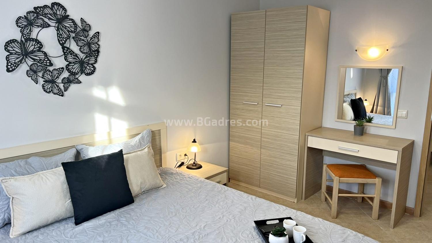 Renovated apartment in Royal Sun complex І №2736