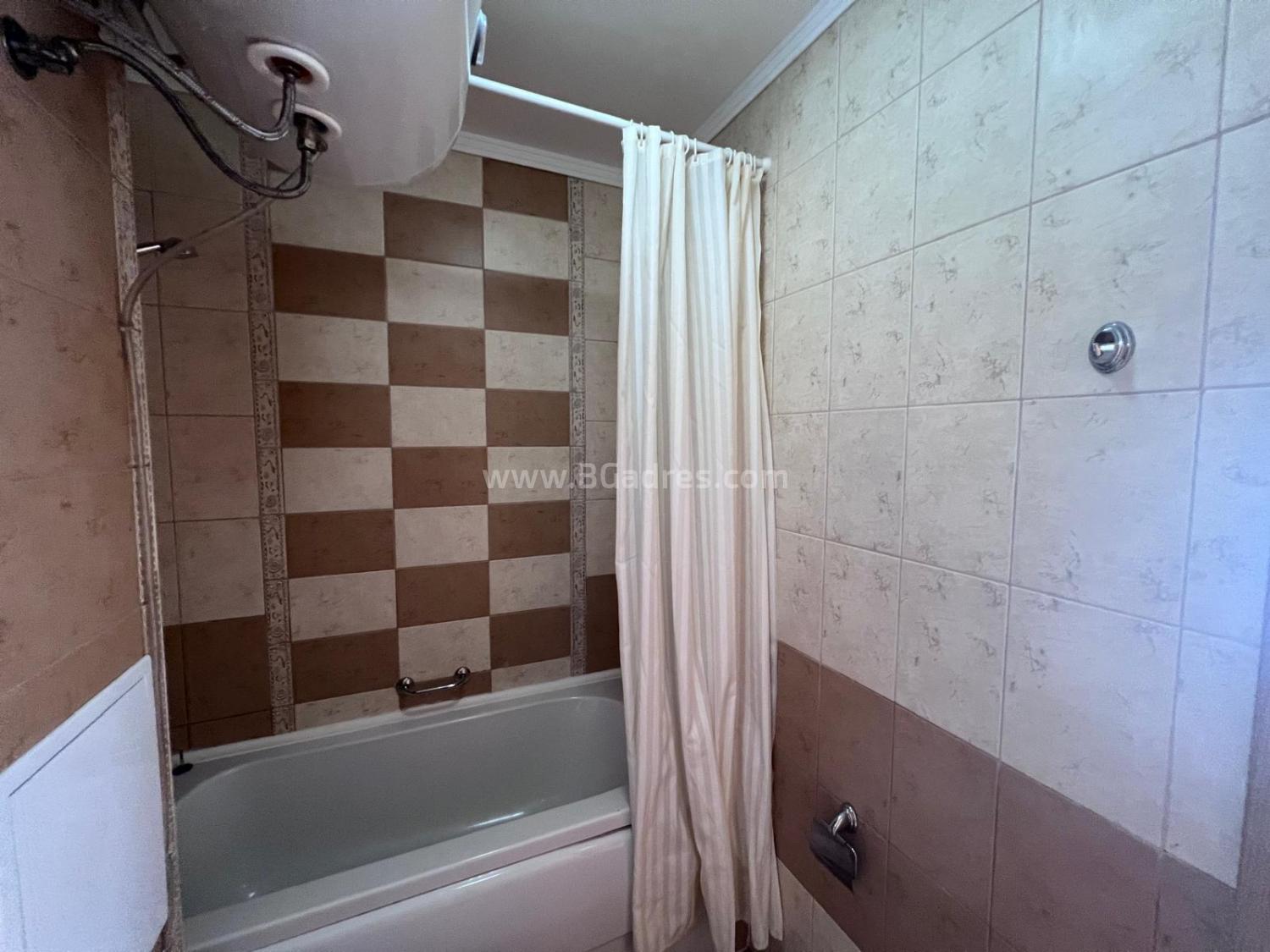 Dreizimmerwohnung im Royal Sun Komplex І №3887