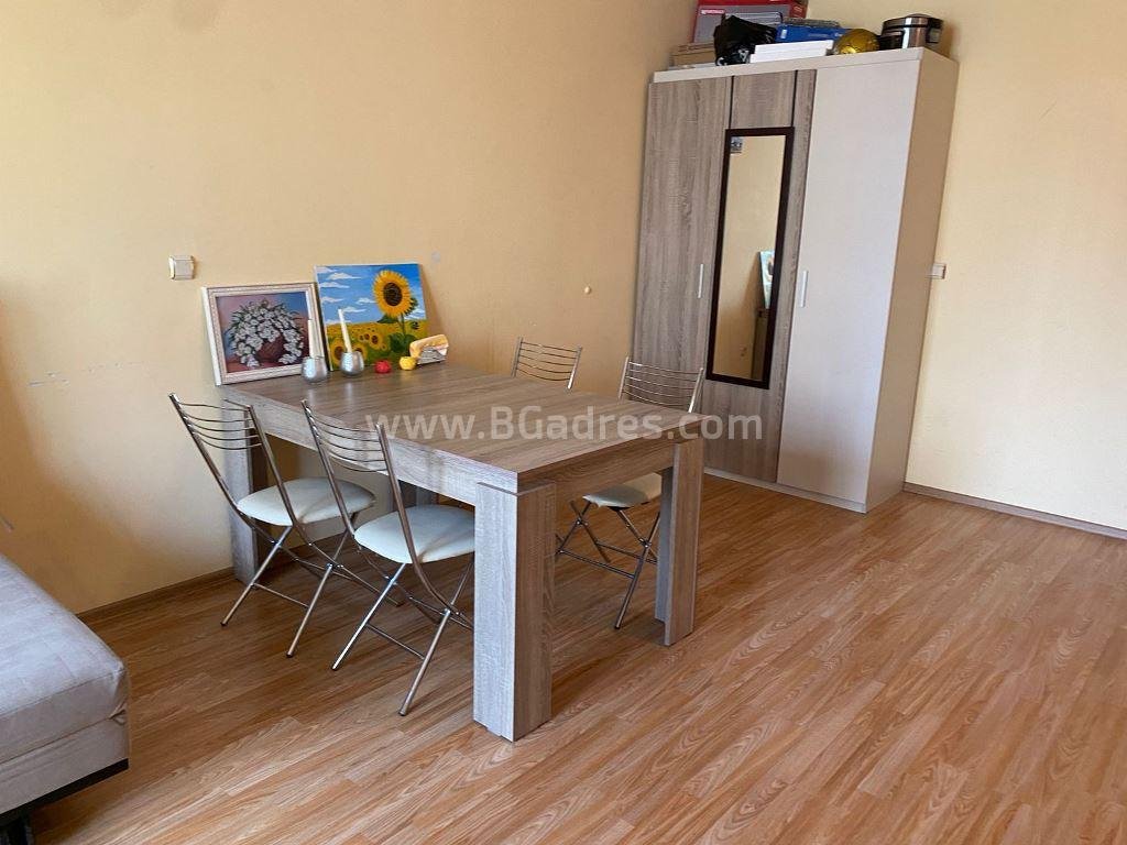 Квартира в комплексе Голден Хермес І №3570