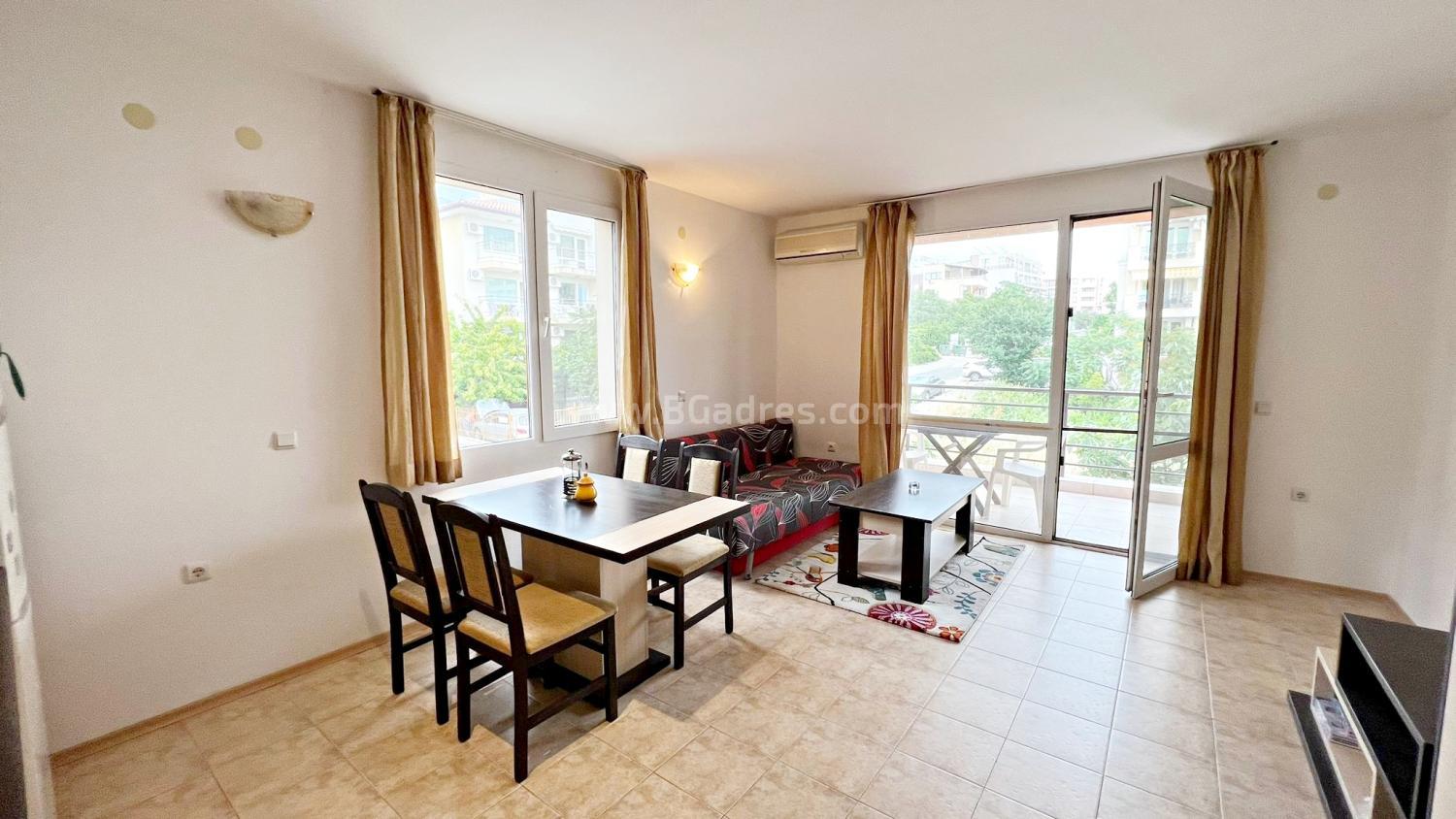 Apartment in St. Vlas at a bargain price І №3081