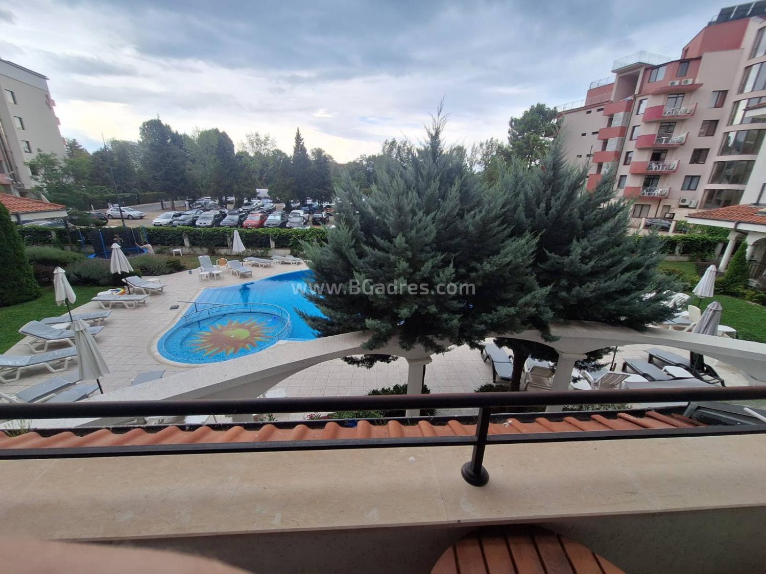 Апартамент в комплекс Шато дел Мар І №4338