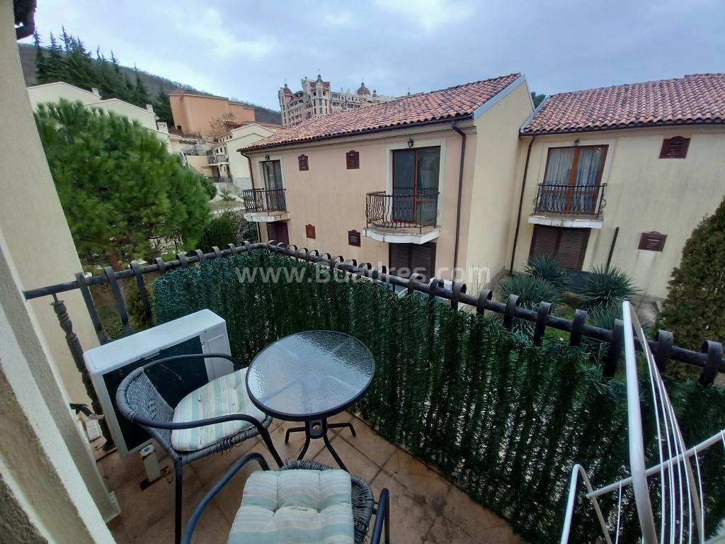 Apartment at a bargain price in Elenite І №3314