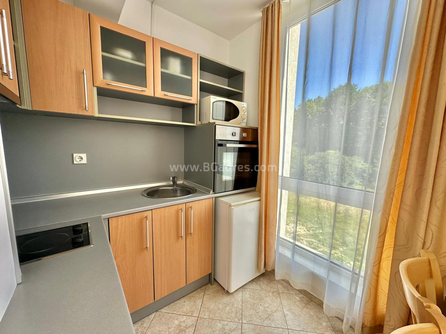 Большая студия в комплексе Силвер Спрингс І №3023