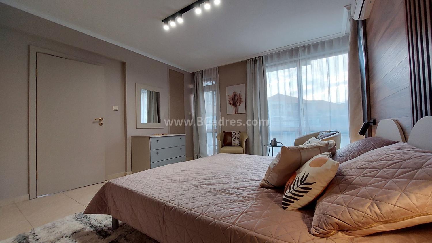 Тристаен апартамент в комплекс Компас І №3167