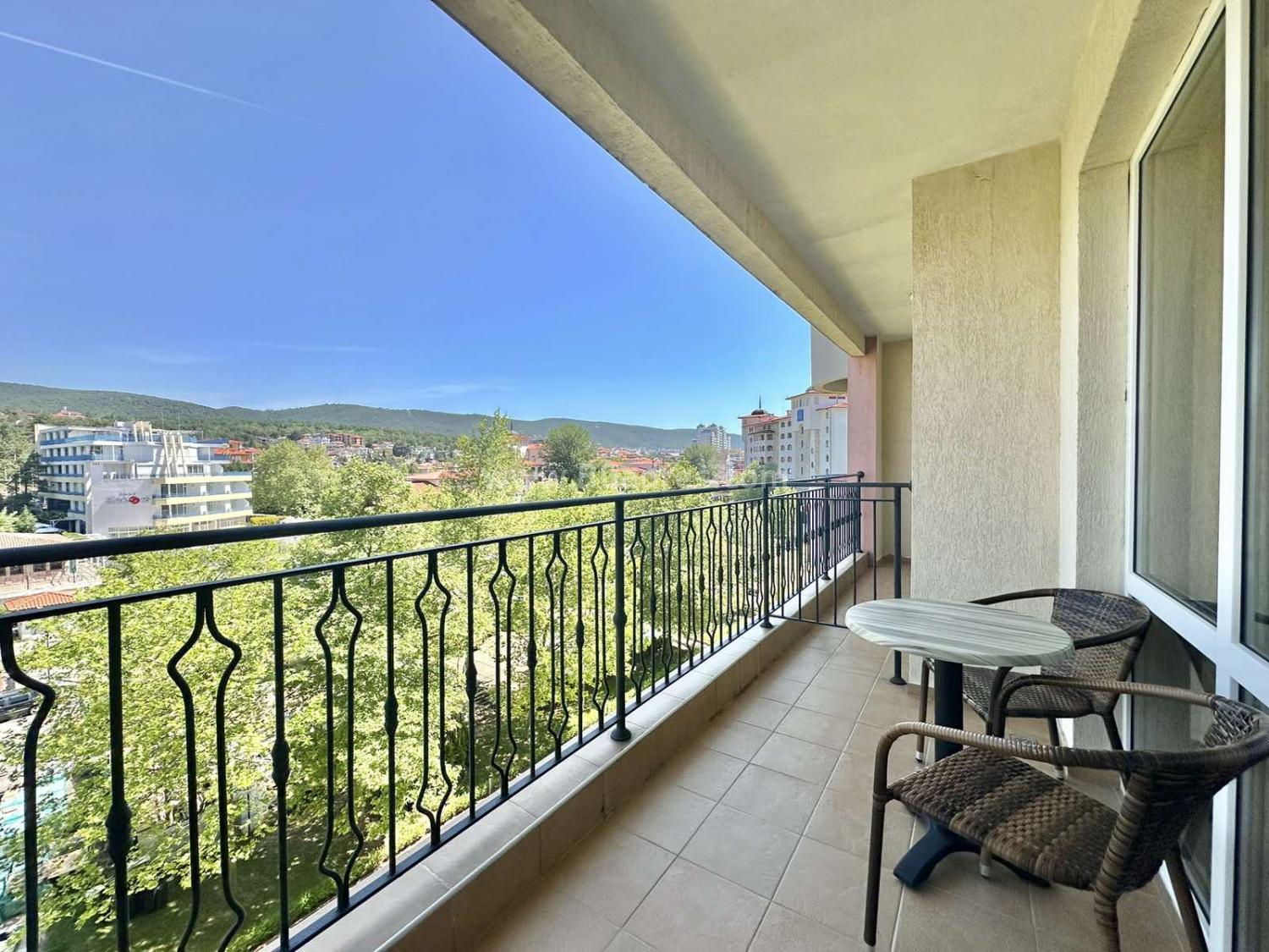 Студио в комплекс Маджестик І №3597