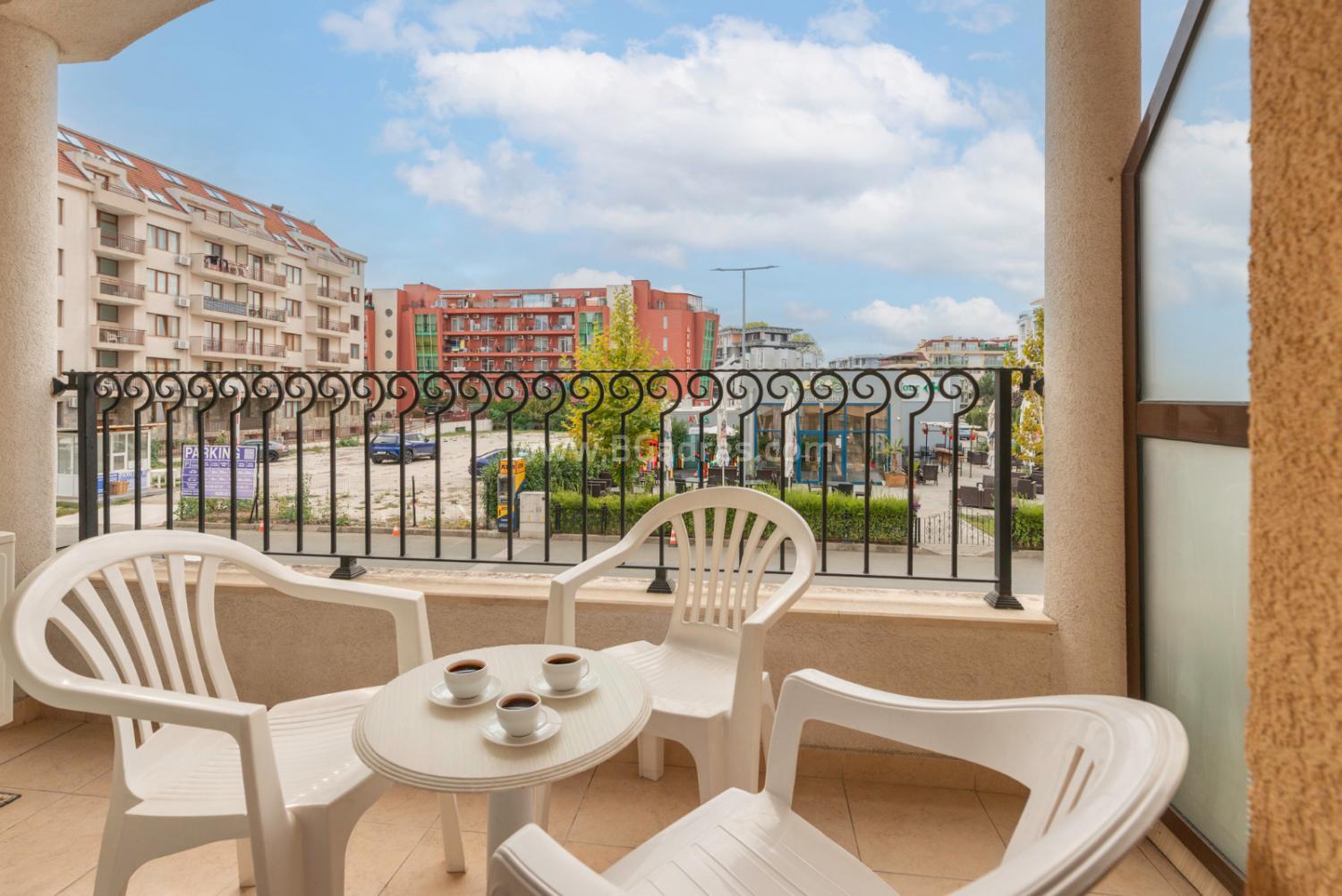 Студия в комплексе Роял Сан І №4399