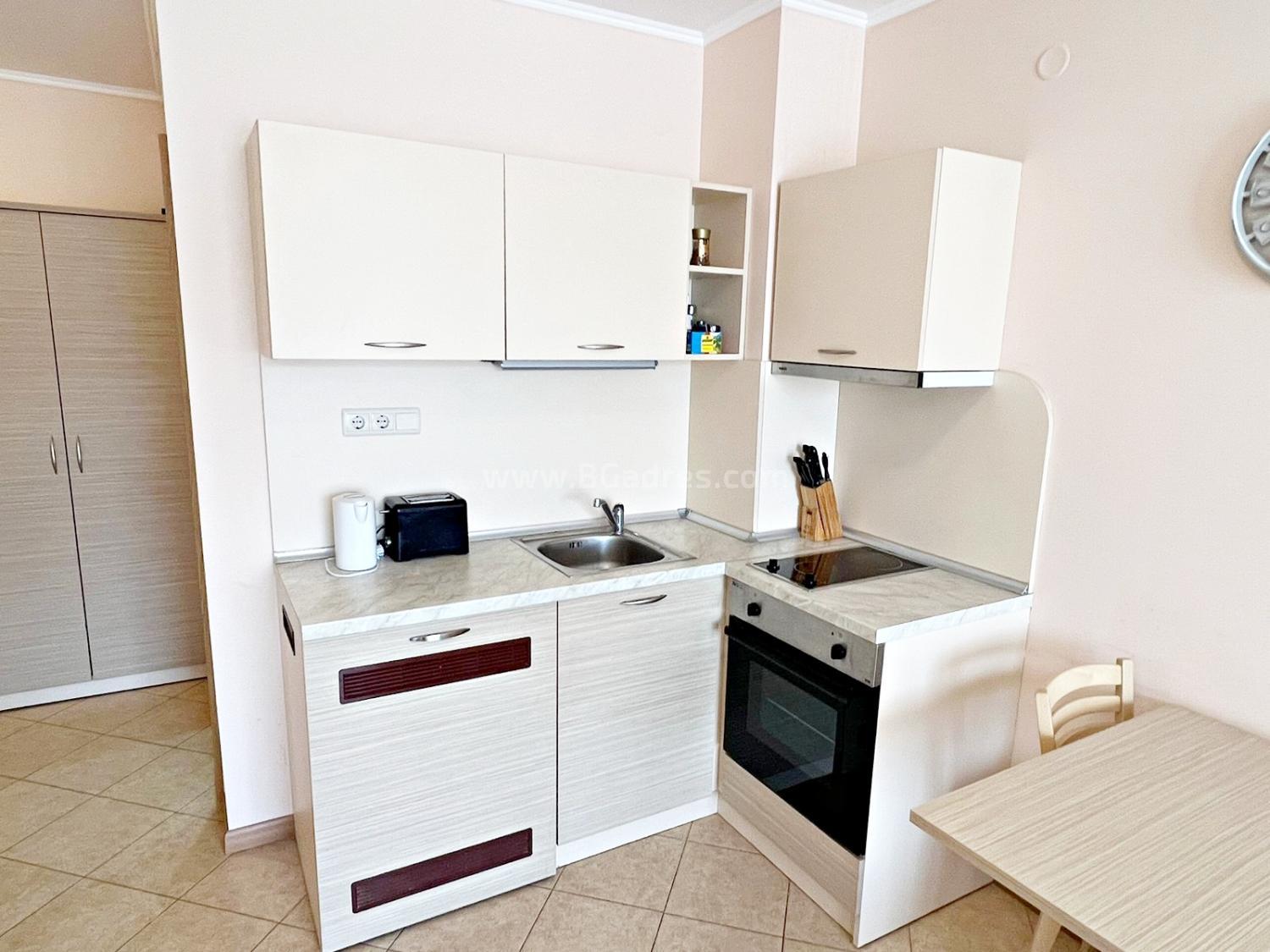 Студио в комплекс Роял Сън І №3190