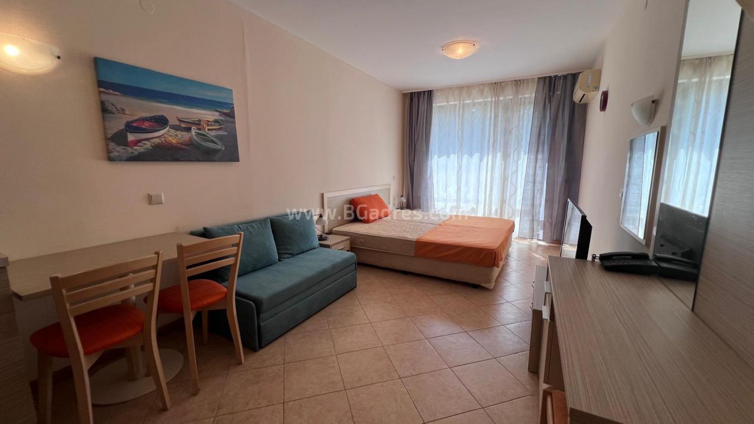 Studio in the Royal Sun complex І №3886