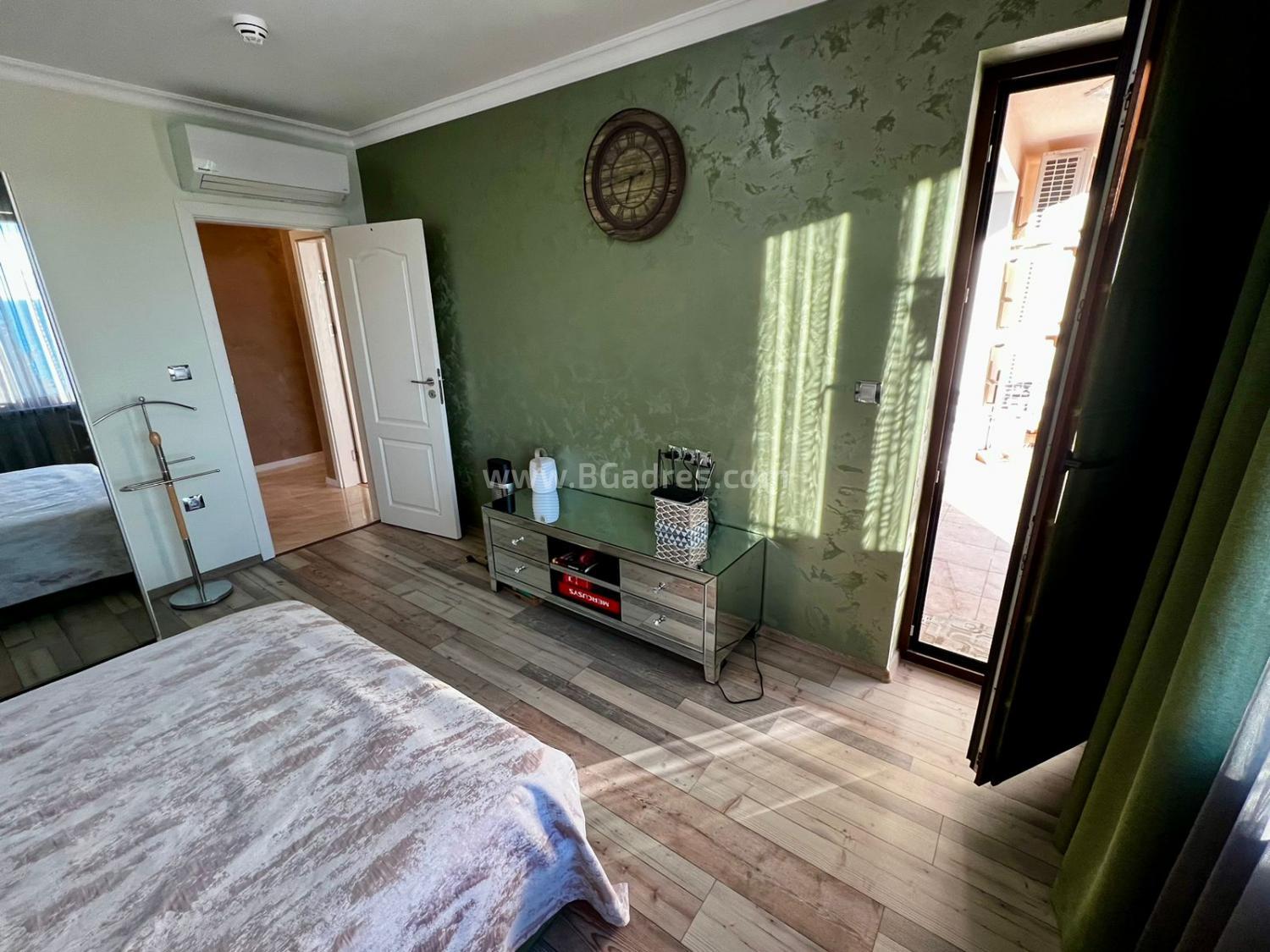 Апартамент в комплекс Валенсия Гардънс І №4002