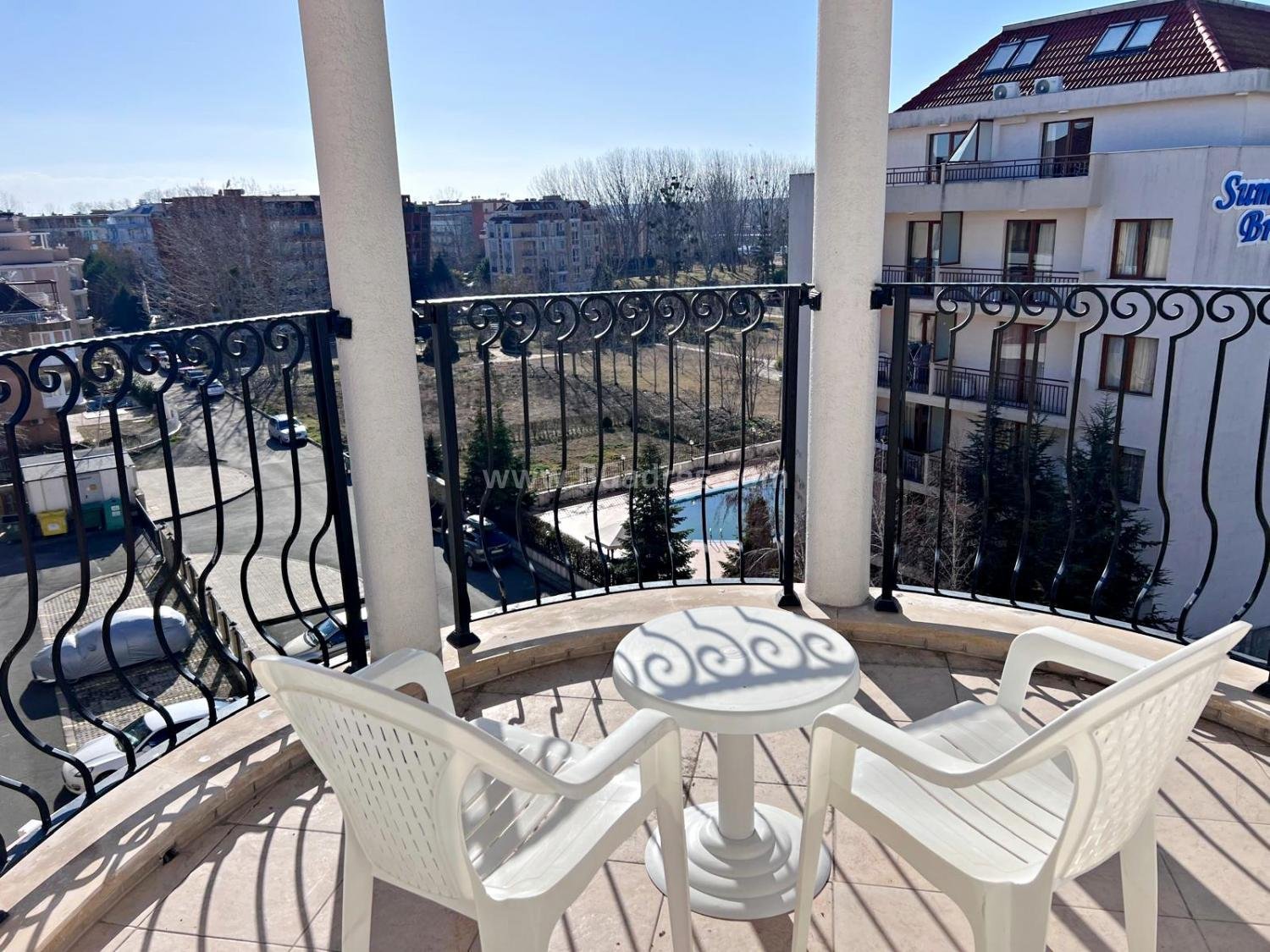 Апартамент в комплексе Роял Сан І №4042