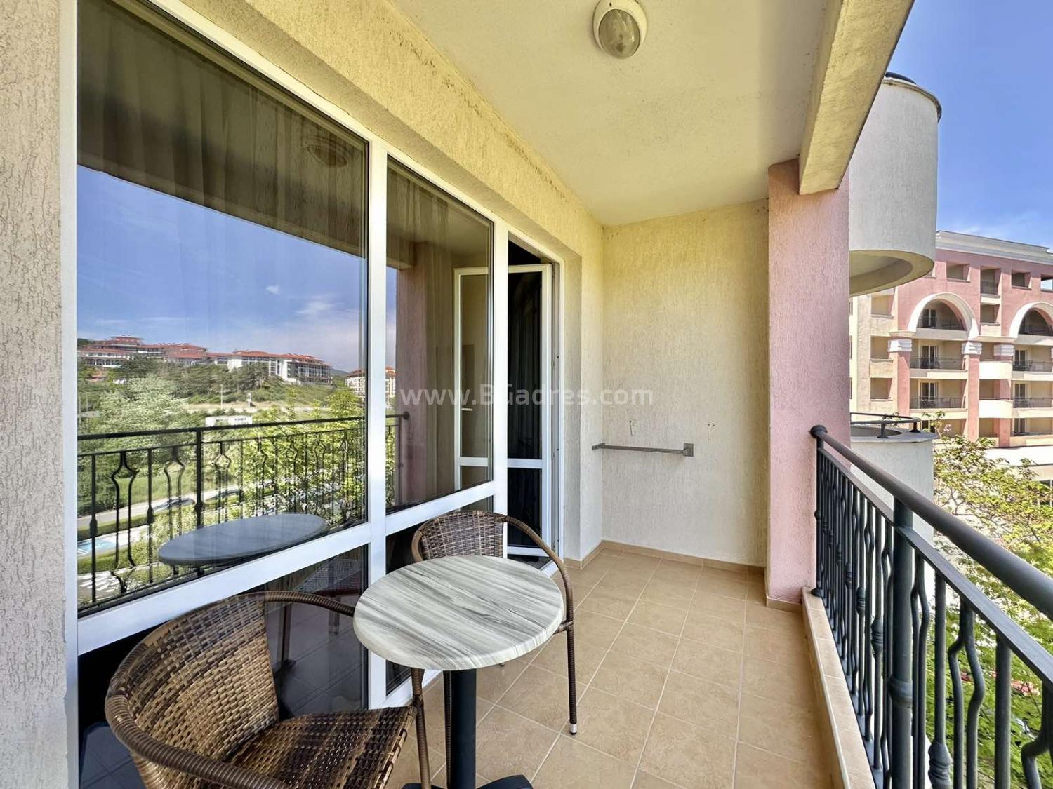 Студио в комплекс Маджестик І №3597