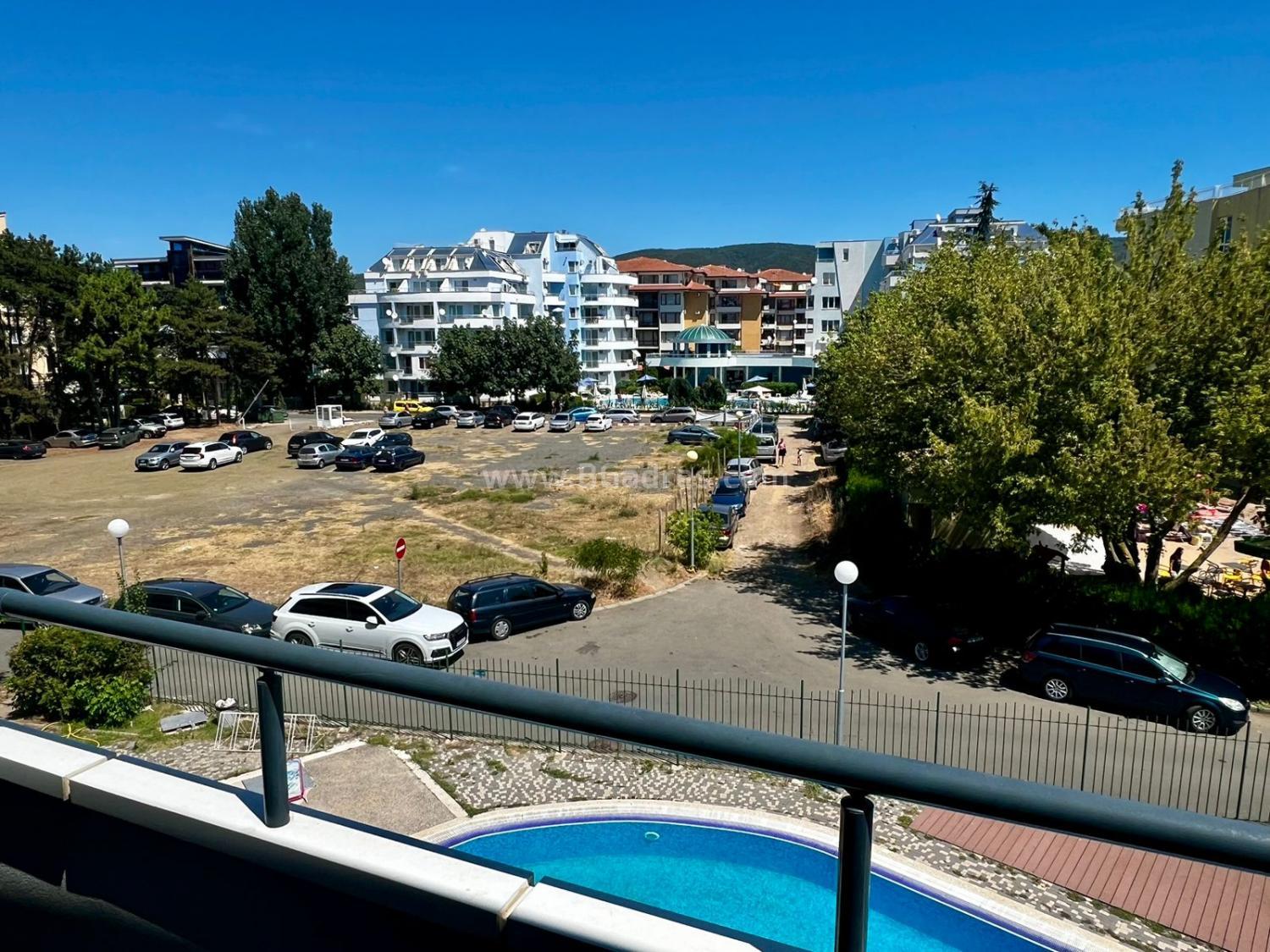 Квартира в комплексе Бумеранг І №3798