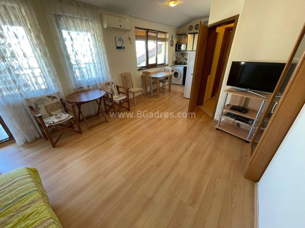 Wohnung mit Panoramablick auf das Meer I №2468