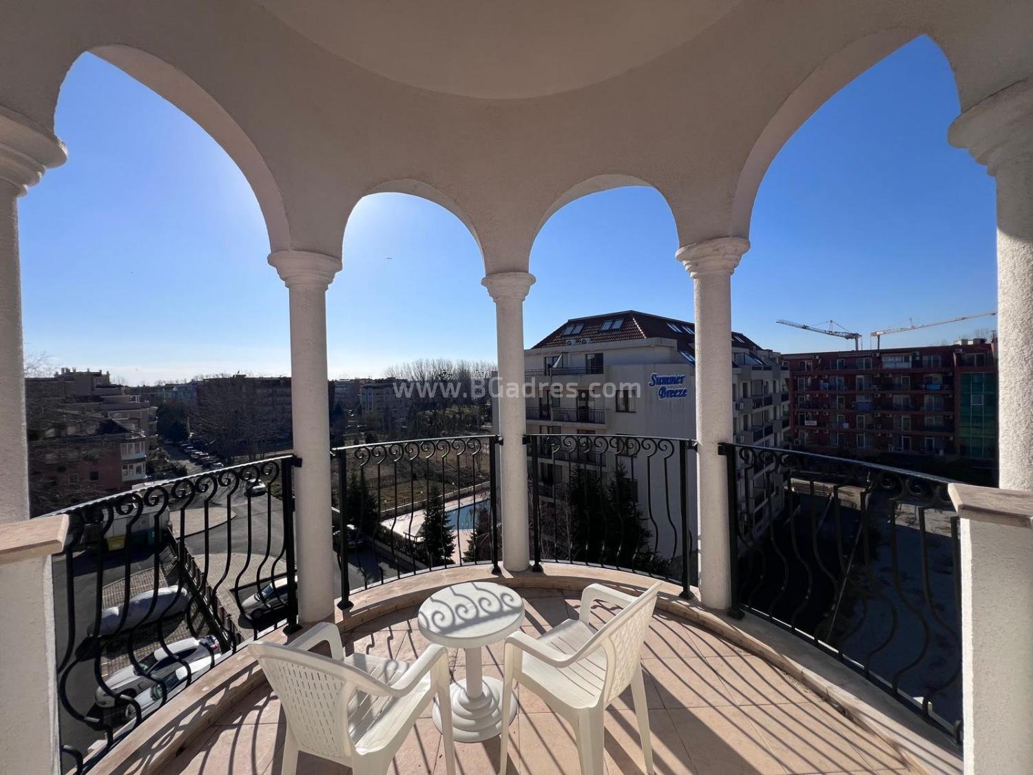 Апартамент в комплексе Роял Сан І №4042