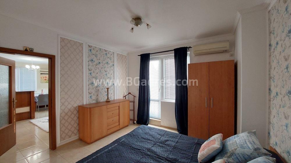 Голям апартамент за постоянно живеене в Поморие І №3140