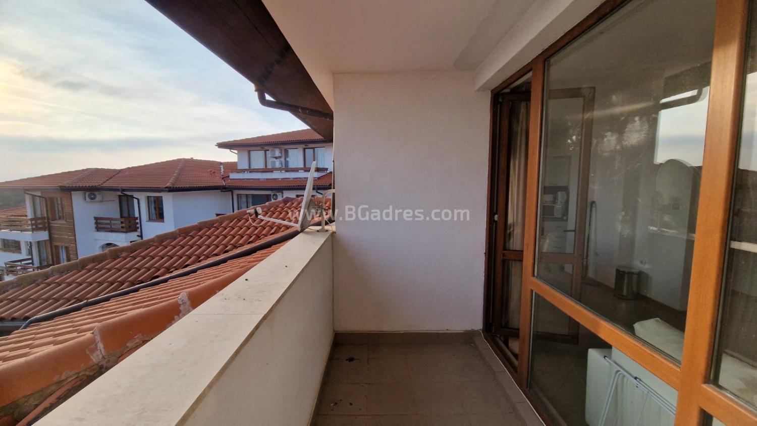 Wohnung mit neuen Möbeln am Meer І №4106