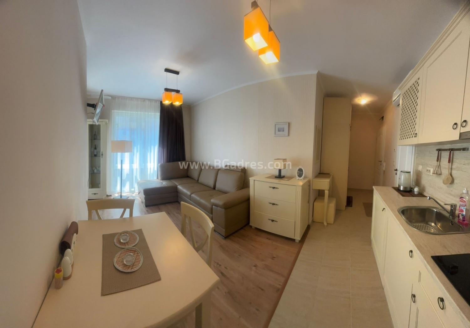 Studio in the Dawn Park Deluxe complex І №4222