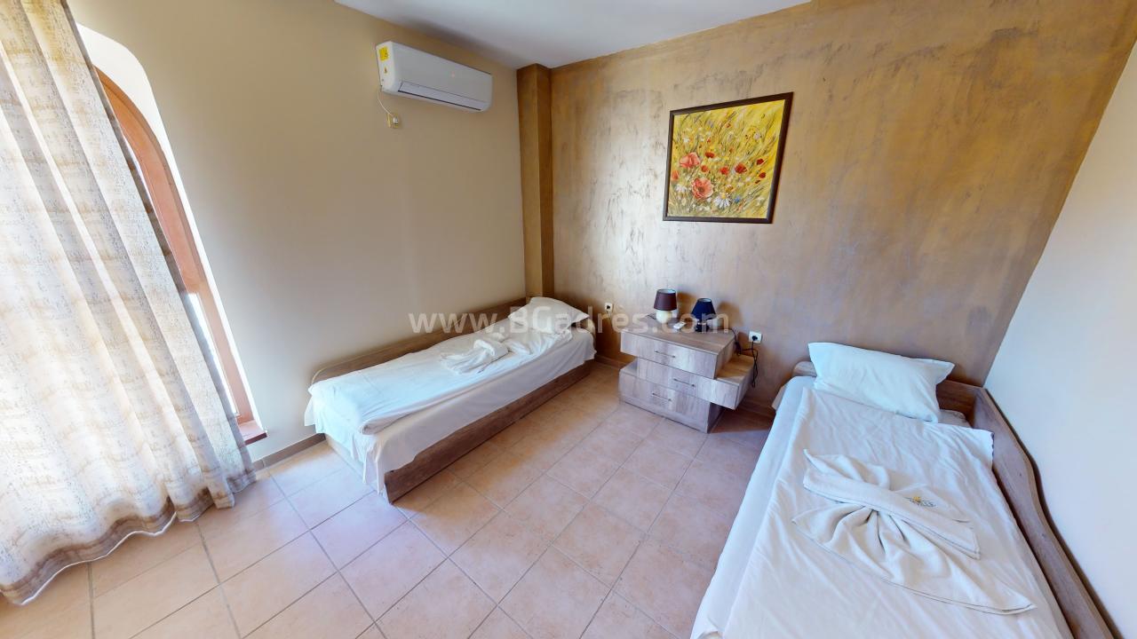 Голям апартамент в комплекс Самър Дриймс І №3919