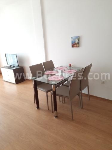 Apartment with balcony-veranda | №2286