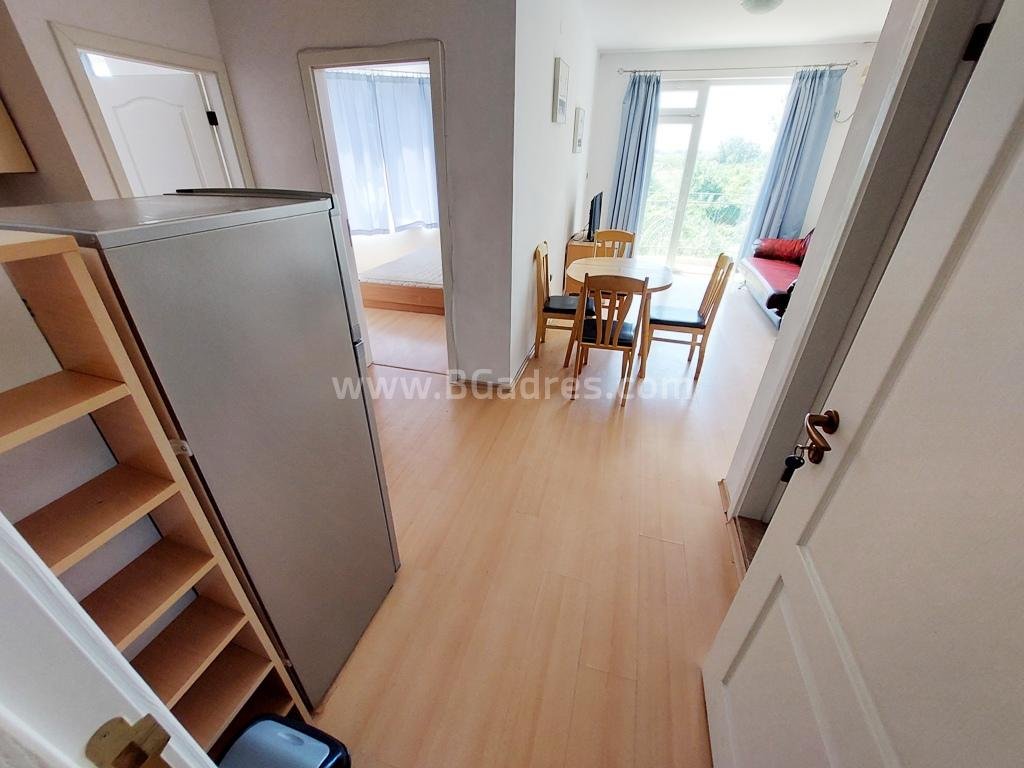 Inexpensive three-room apartment on the seashore I №2507