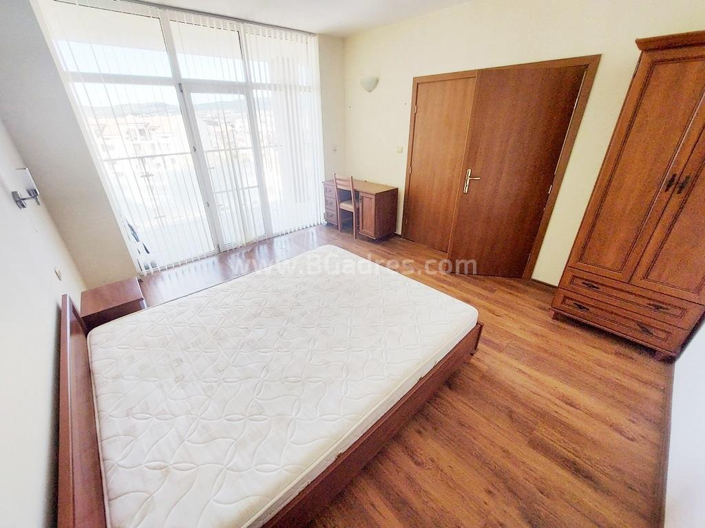 Spacious apartment at a bargain price at the seaside І №2727