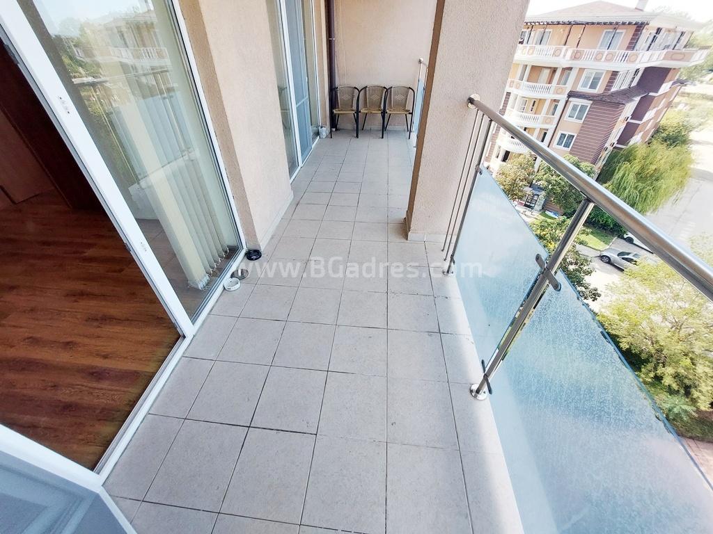 Spacious apartment at a bargain price at the seaside І №2727