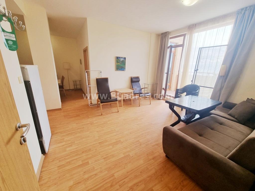 Apartment with frontal sea view I №2660