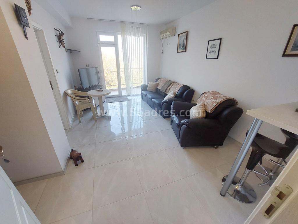 Тристаен апартамент на изгодна цена І №2694