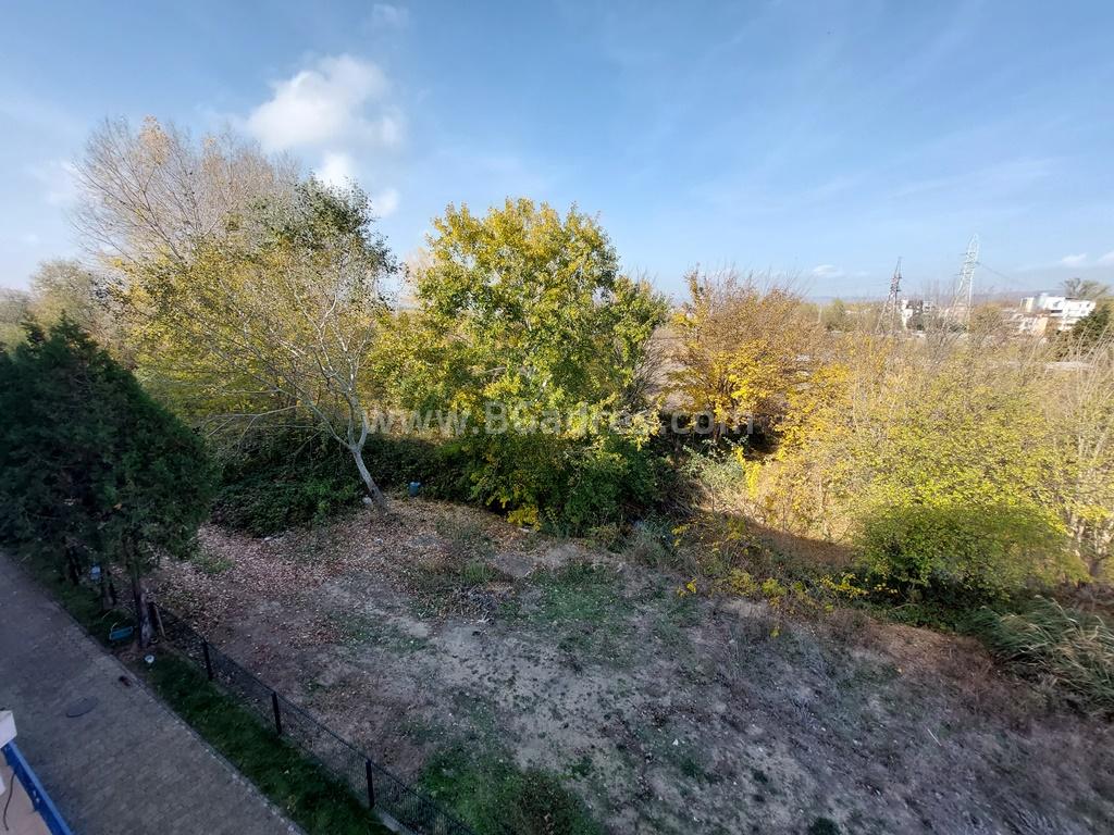 Тристаен апартамент на изгодна цена І №2694