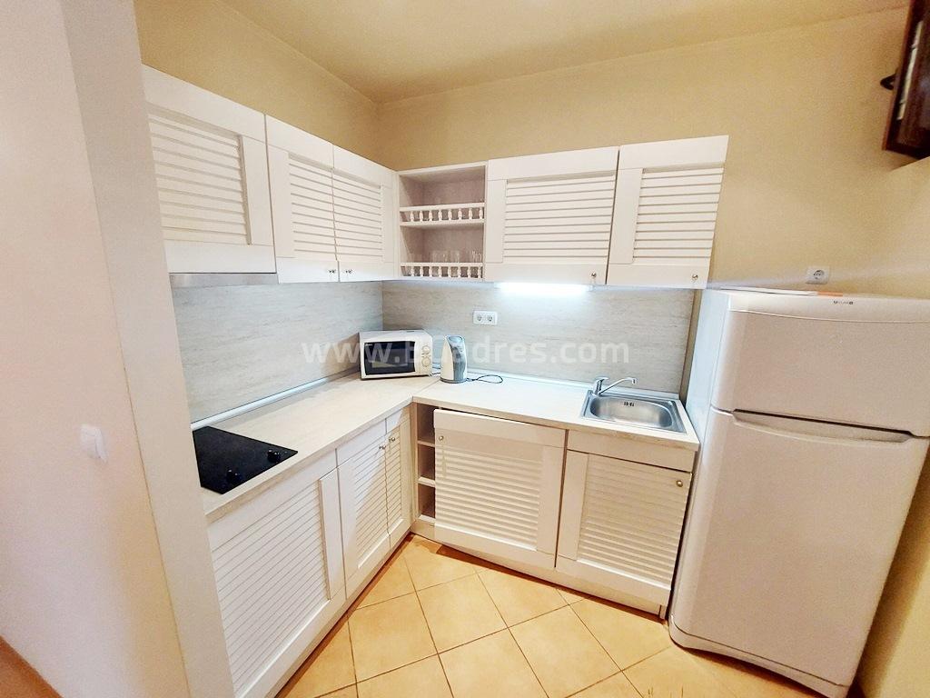 Geräumiges Apartment im Komplex Villa Romana І №3644