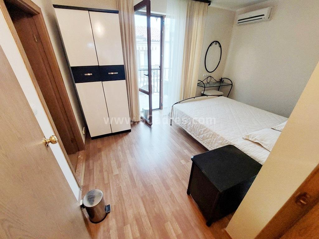 Geräumiges Apartment im Komplex Villa Romana І №3644