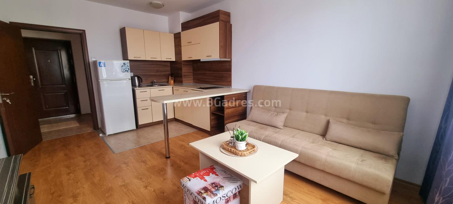 Трехкомнатная квартира в комплексе Аполлон 8 І №3369