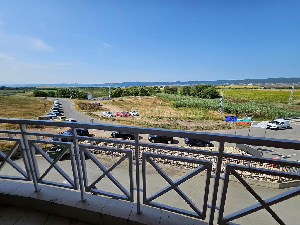 Недорогая квартира с 2 спальнями І №3701