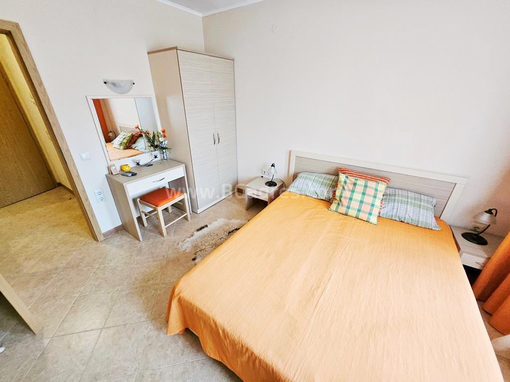 Недорогая квартира в комплексе Роял Сан І №4473