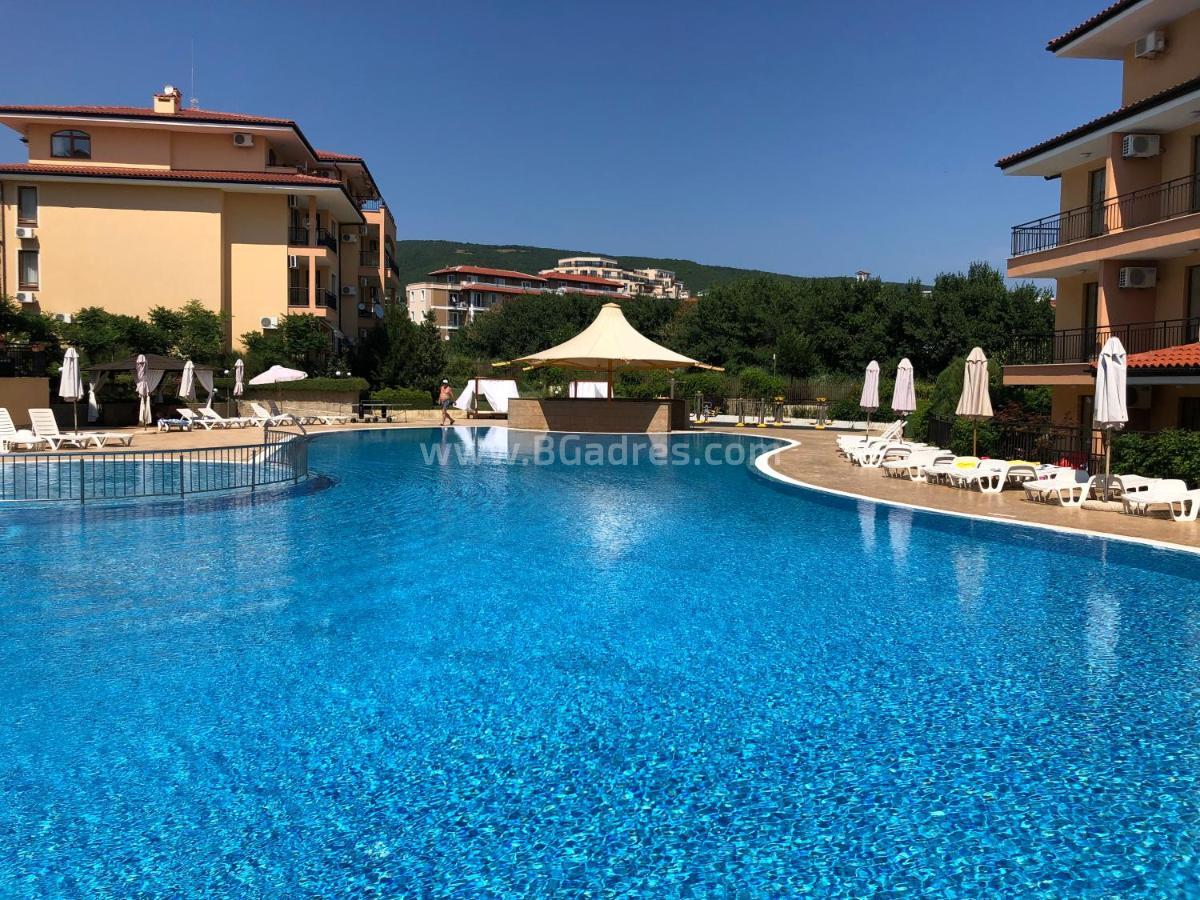 Large apartment in the complex Sky Dreams I №2686