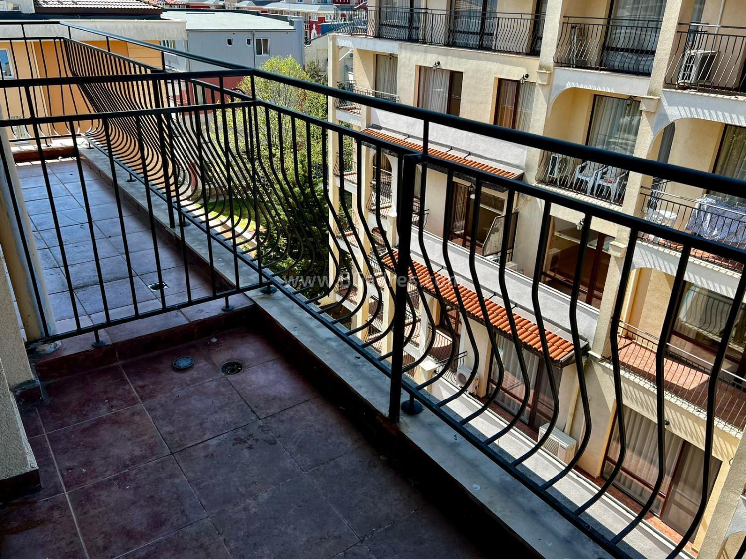 Тристаен апартамент близо до плажа І №3496