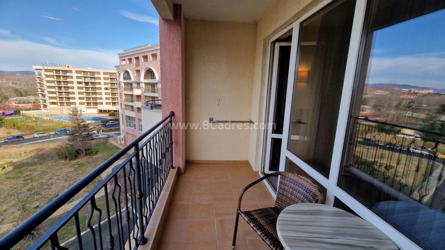 Большая студия на первой линии І №3291