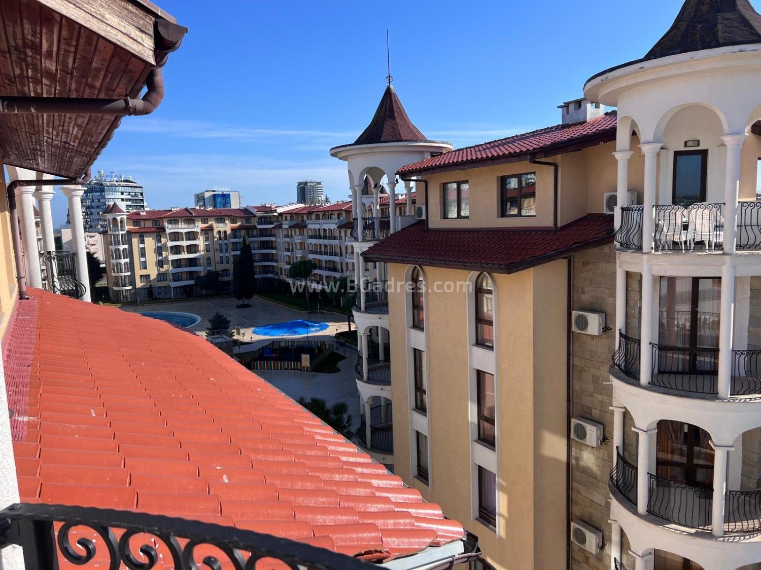 Апартамент в комплексе Роял Сан І №4042